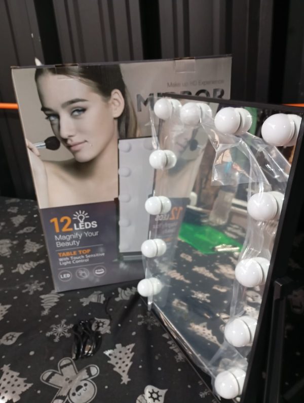 ESPEJO DE MAQUILLAJE LUMINOSO 12 LEDS